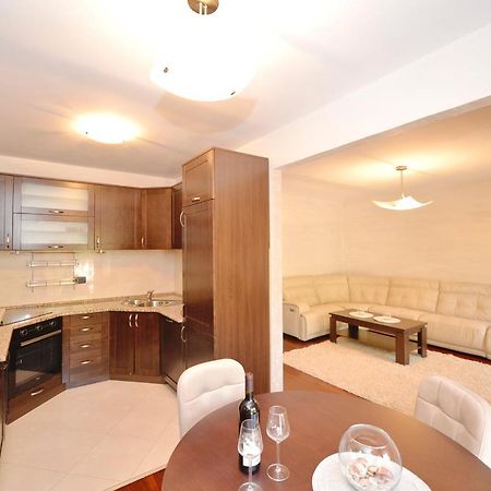 Apartment Nikolija Доброта Екстериор снимка