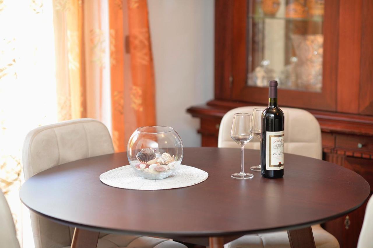 Apartment Nikolija Доброта Екстериор снимка