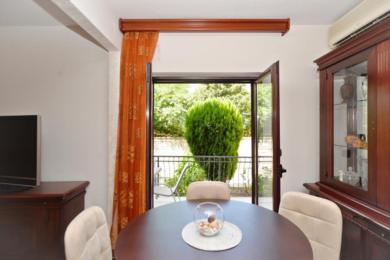 Apartment Nikolija Доброта Екстериор снимка